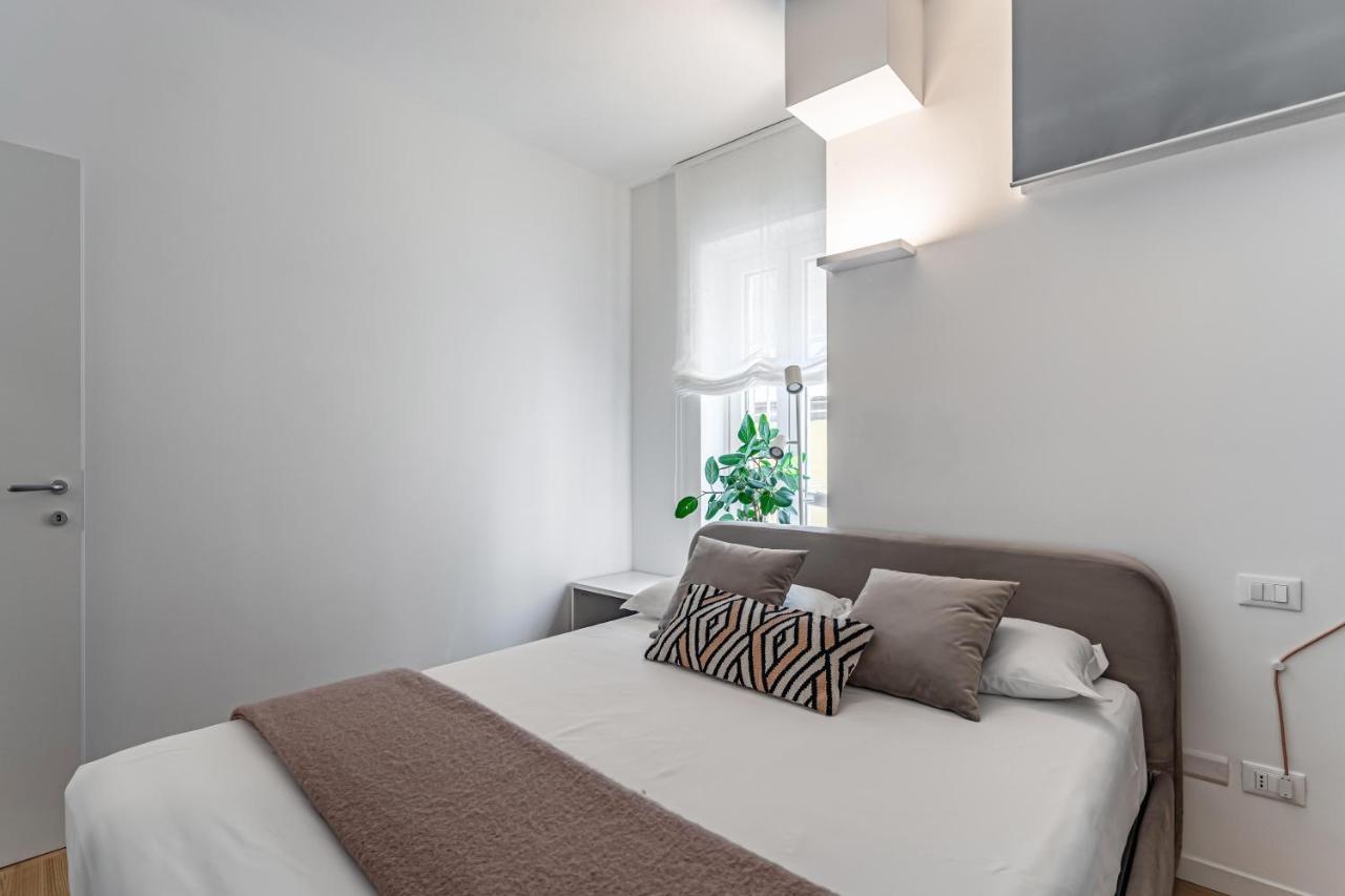 Milano Apartments S Agostino - Porta Genova Екстериор снимка
