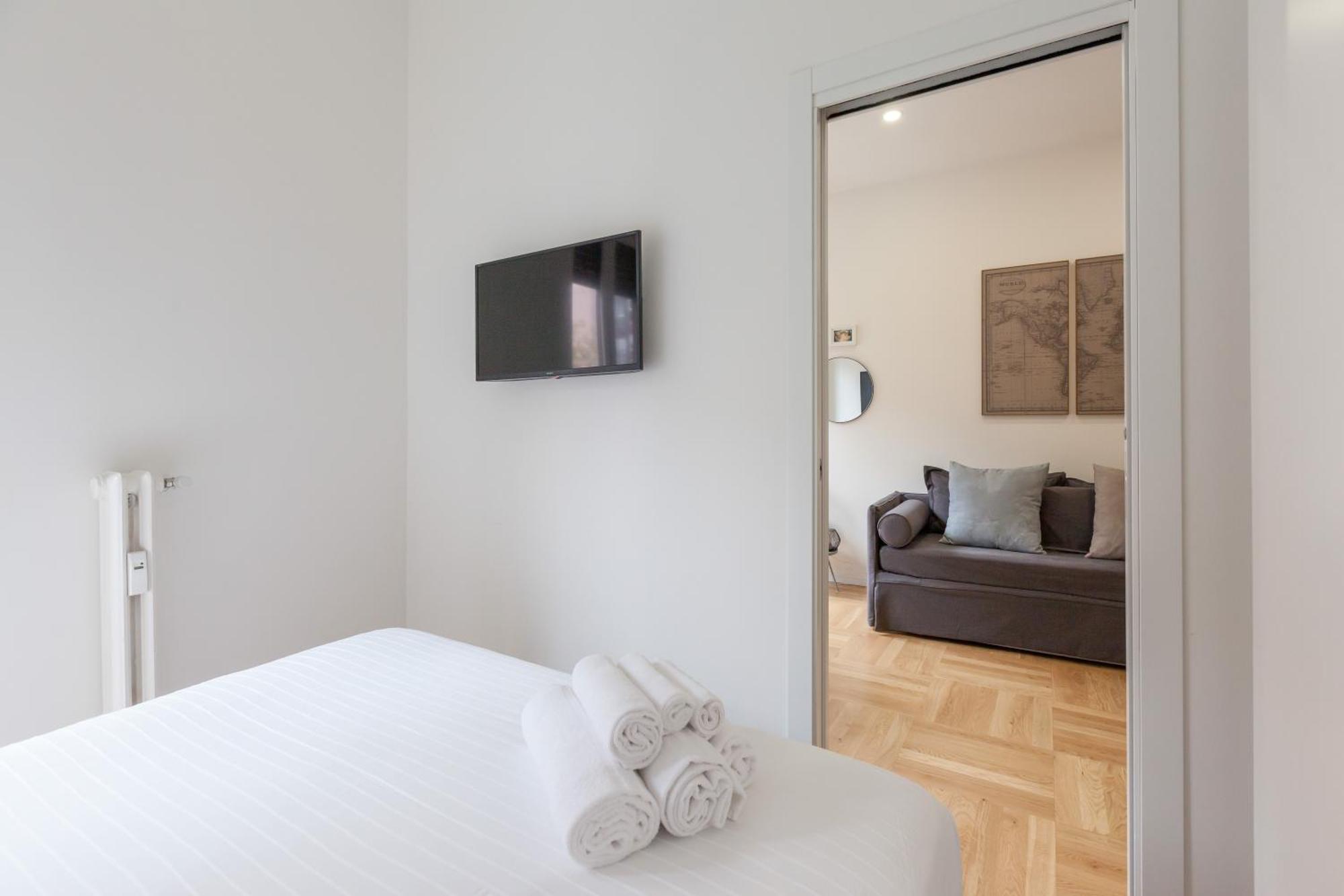 Milano Apartments S Agostino - Porta Genova Екстериор снимка