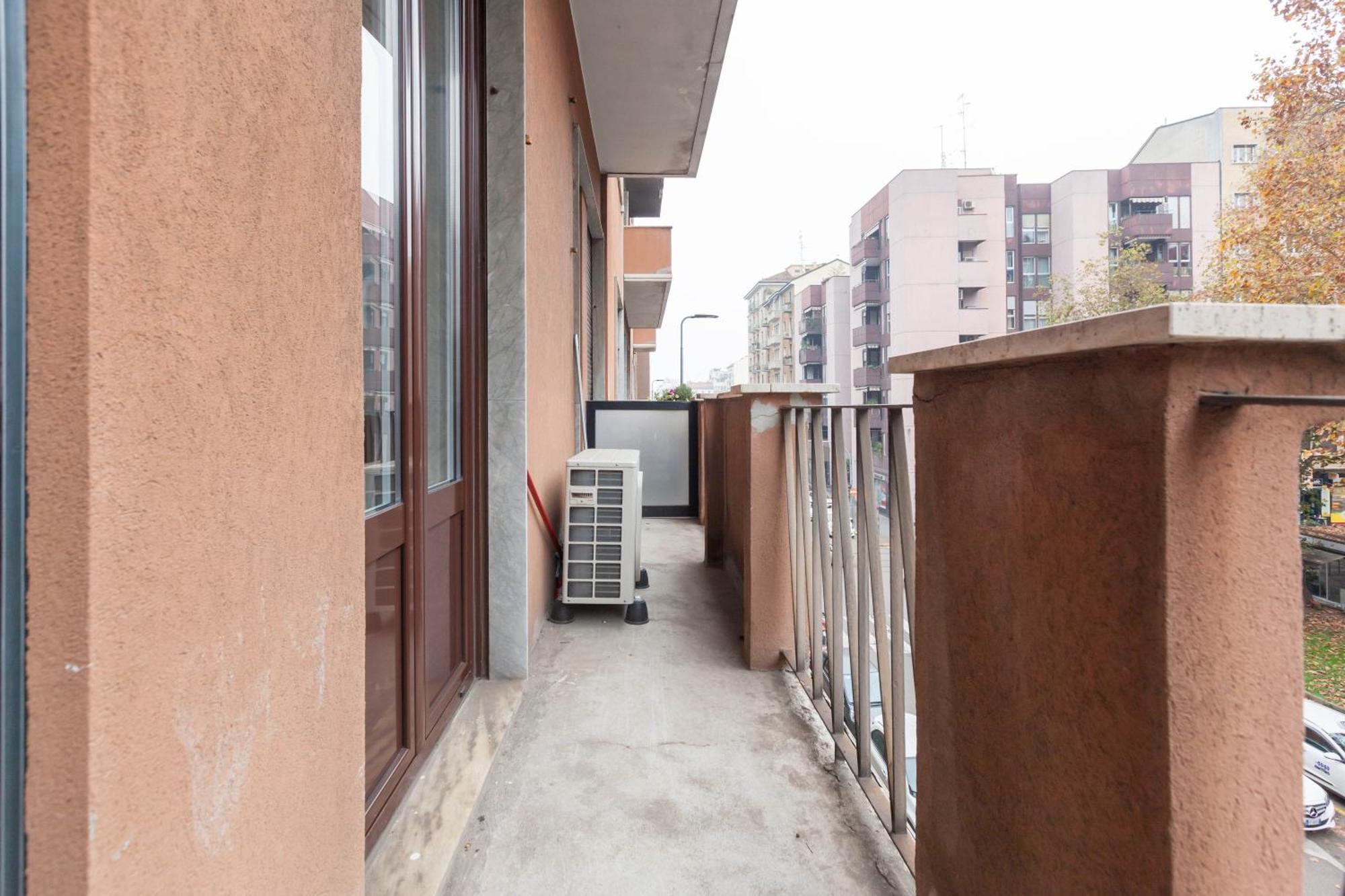 Milano Apartments S Agostino - Porta Genova Екстериор снимка