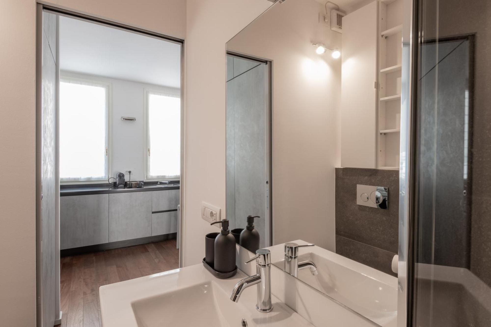 Milano Apartments S Agostino - Porta Genova Екстериор снимка